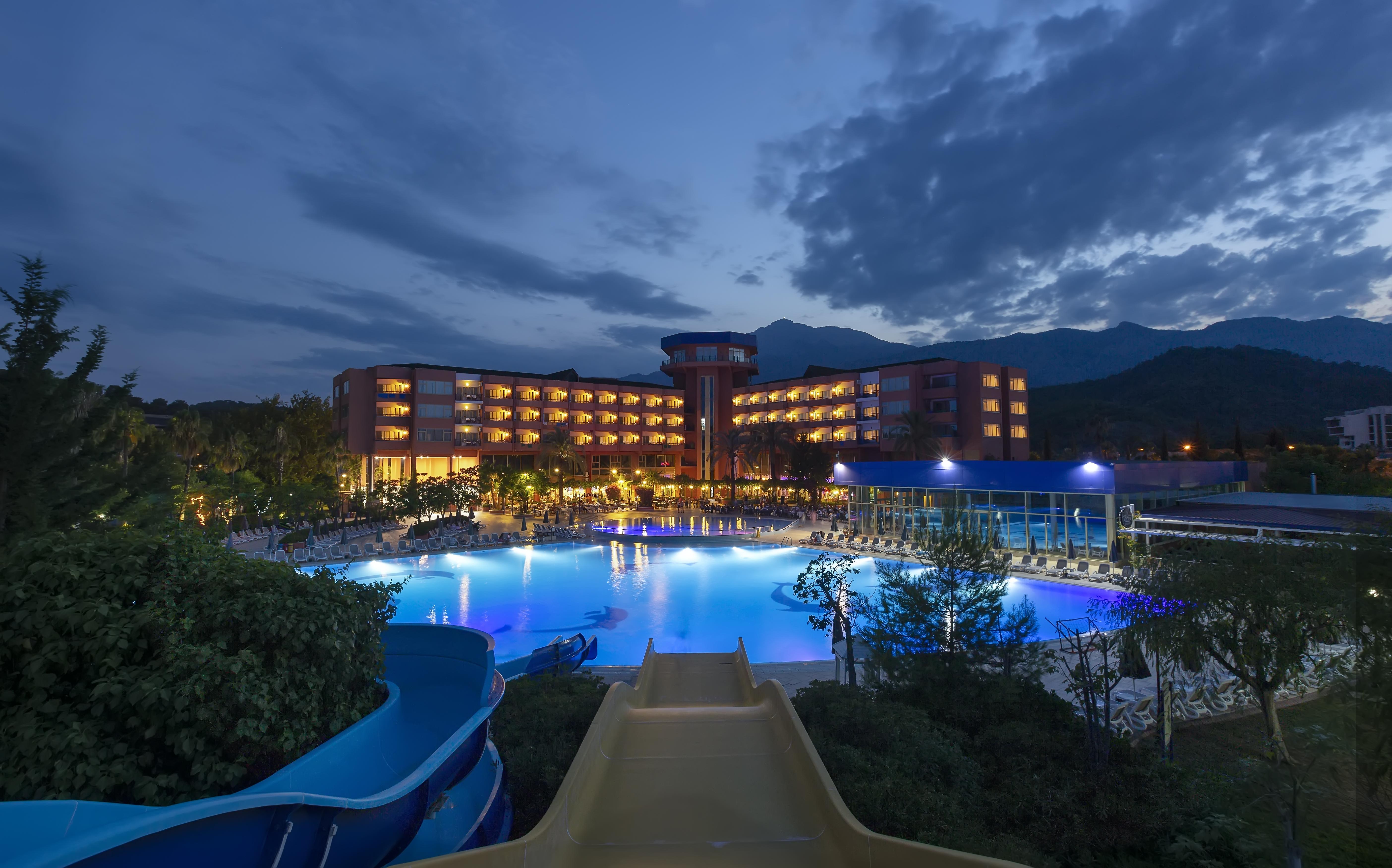 Simena Comfort Hotel ケメル エクステリア 写真