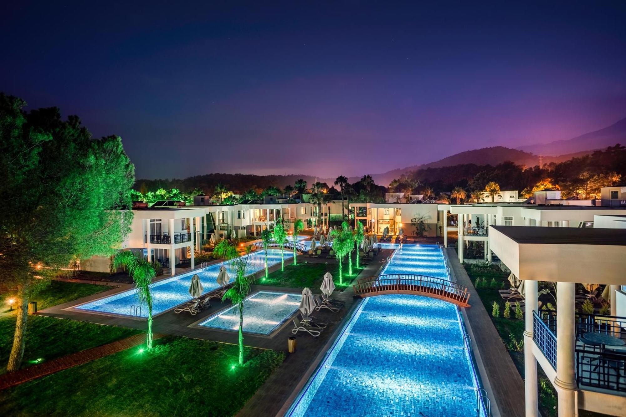 Simena Comfort Hotel ケメル エクステリア 写真