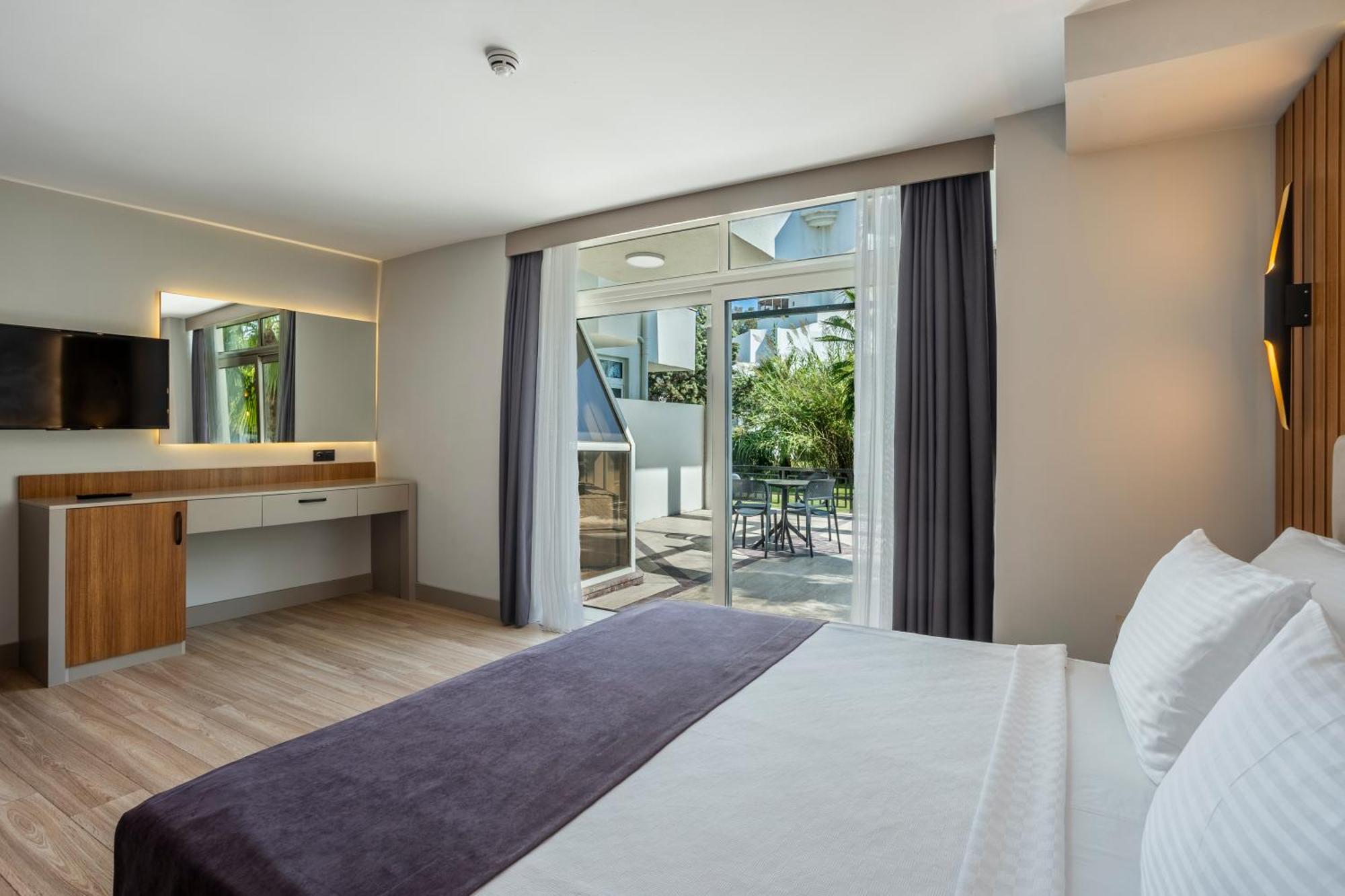 Simena Comfort Hotel ケメル エクステリア 写真