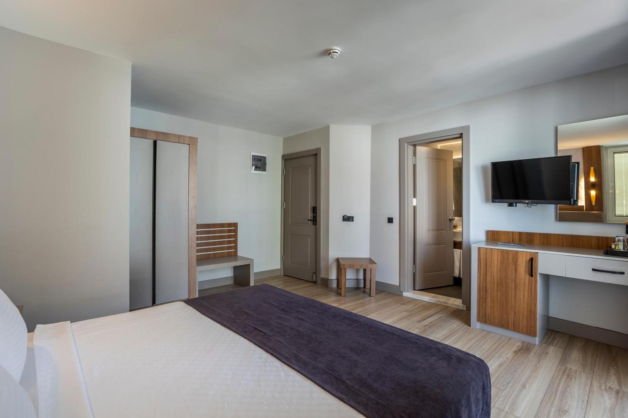 Simena Comfort Hotel ケメル エクステリア 写真